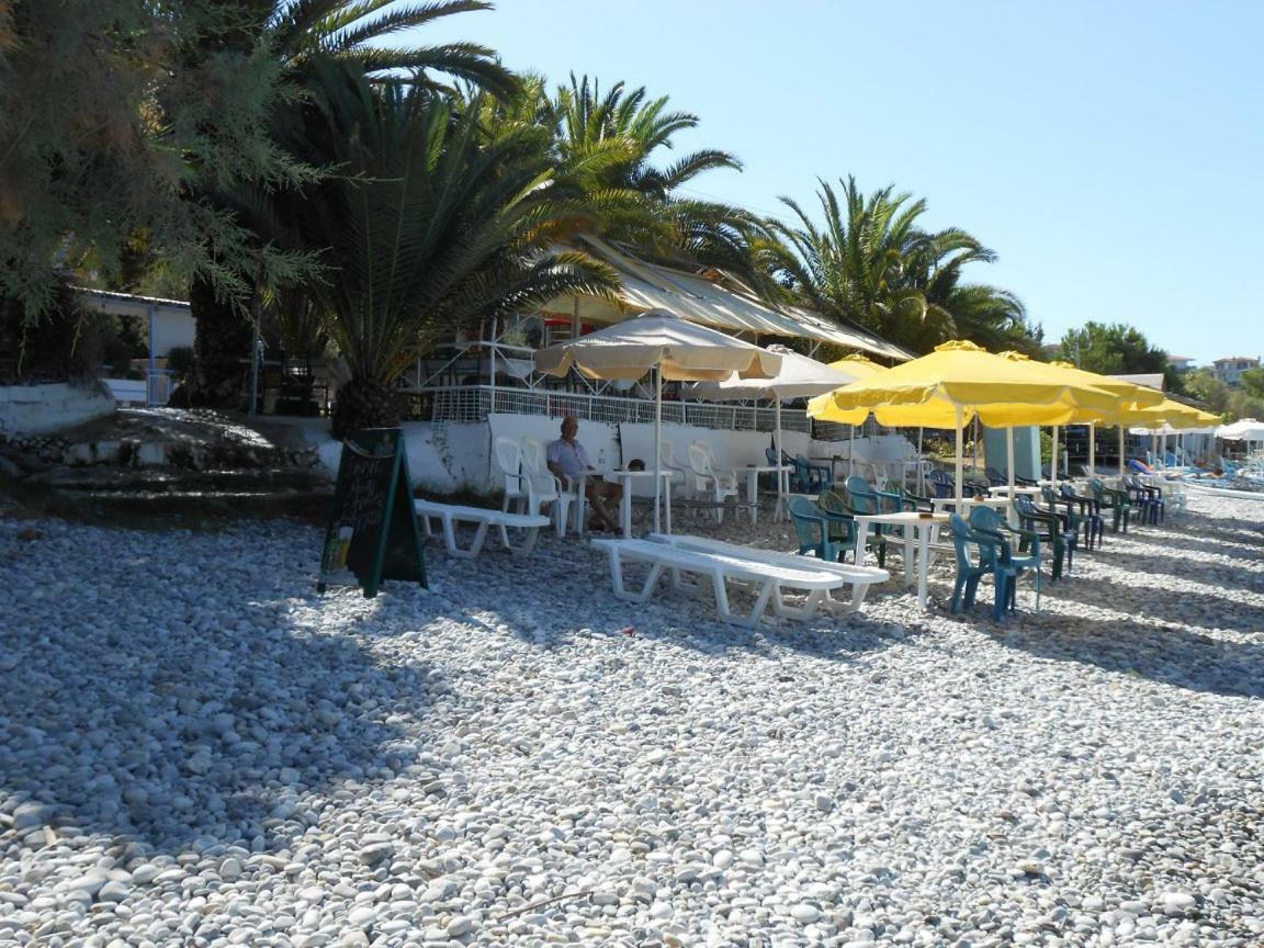 Horizon Aktaion Aparthotel Kalamata Exterior foto