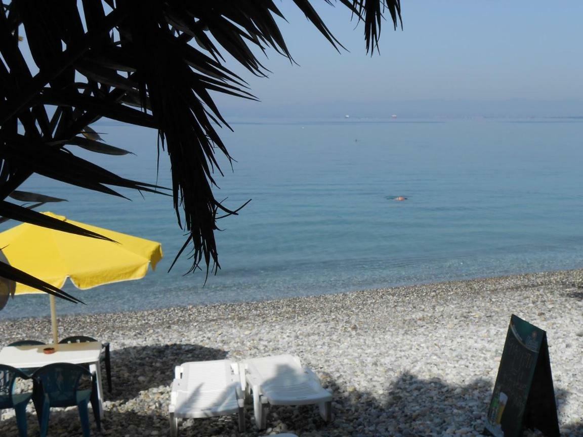 Horizon Aktaion Aparthotel Kalamata Exterior foto